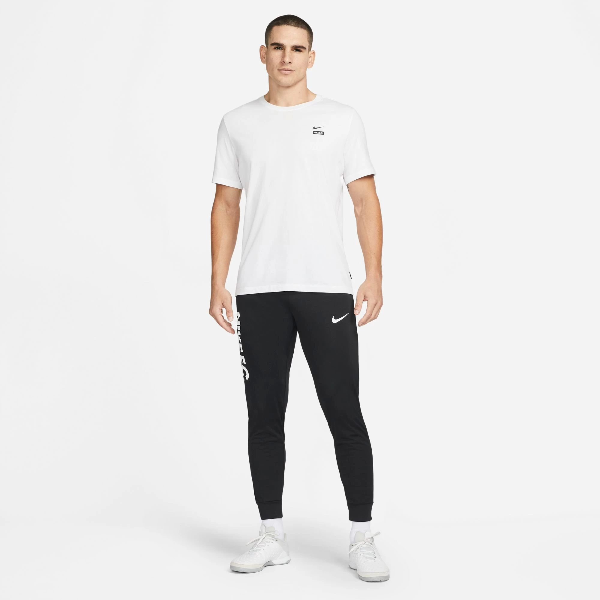 Nike Men's F.C. Dri-FIT Knit Soccer Pants 4 Nike Men's F.C. Dri-FIT Knit Soccer Pants - Image 2