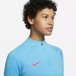 Nike Women's Dri-FIT Strike Drill Long Sleeve Shirt 10 Nike Women's Dri-FIT Strike Drill Long Sleeve Shirt -Ball Games Comprehensive Shop DX0483SP23 DX0483416 BalticBlue MODDET
