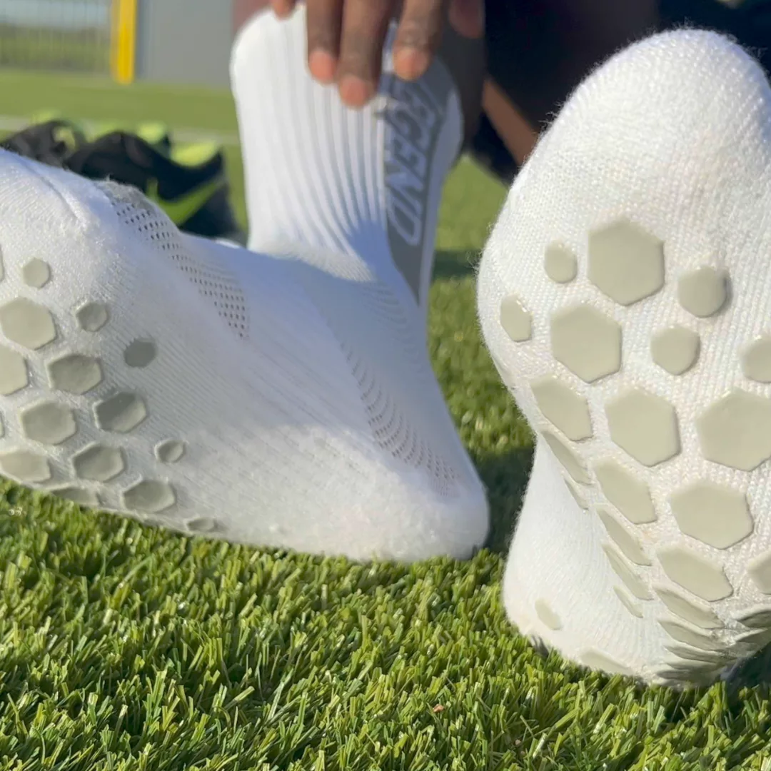 Legend Soccer Eco-Grip Training Socks 5 Legend Soccer Eco-Grip Training Socks - Image 3