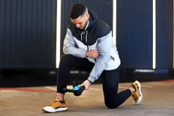 Therabody - Theragun PRO Smart Percussive Therapy Device -Ball Games Comprehensive Shop Theragun PRO Male20Runner